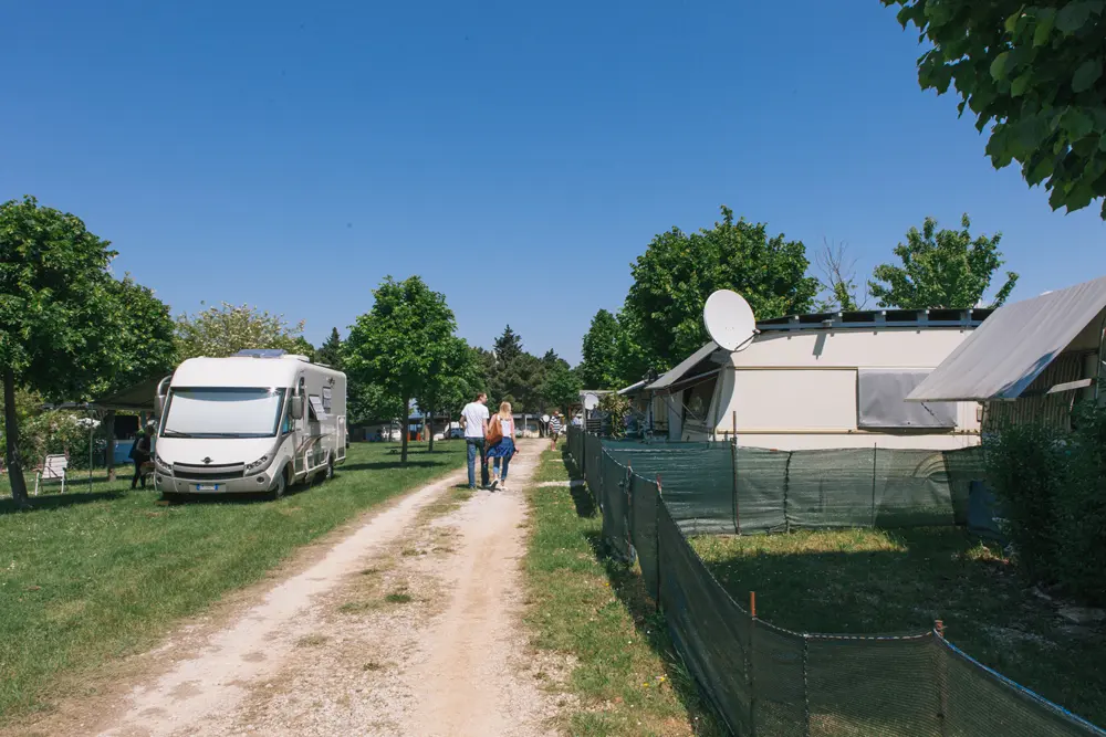 Pogled na more iz Autokampa Tramontana — 5